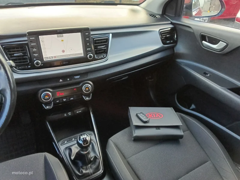 Kia Rio 13