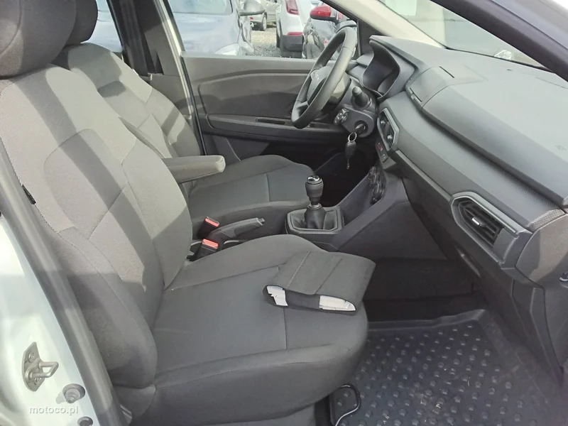 Dacia Sandero 11