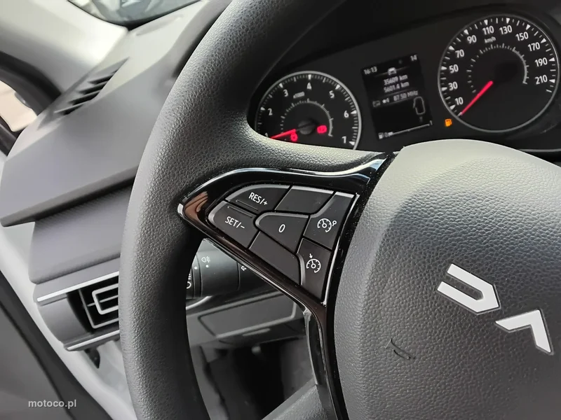 Dacia Sandero 25