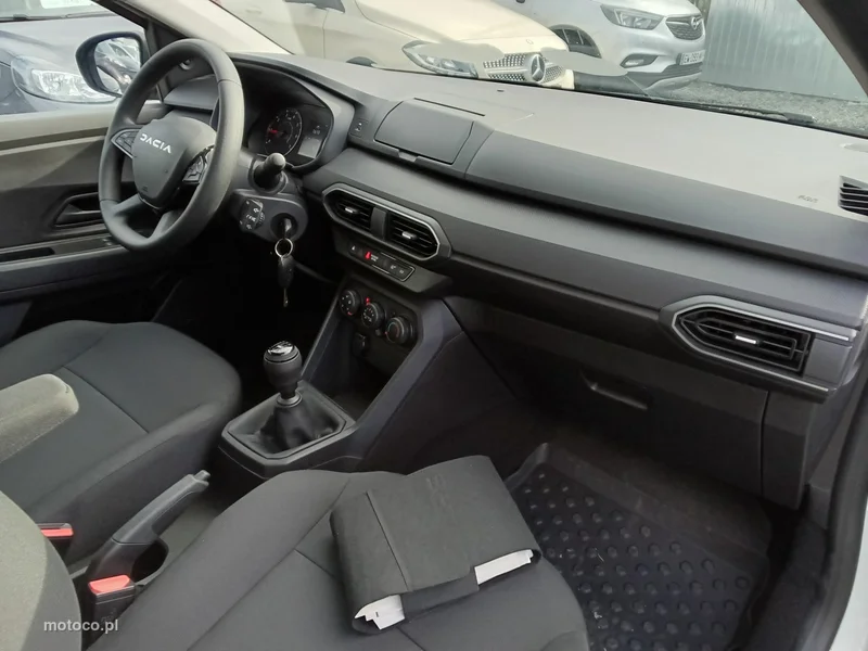 Dacia Sandero 7