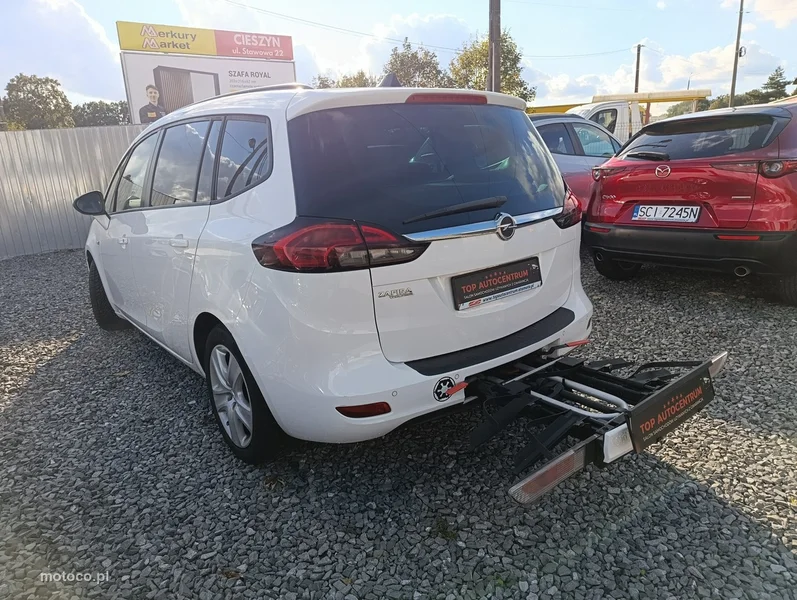 Opel Zafira C Tourer 4