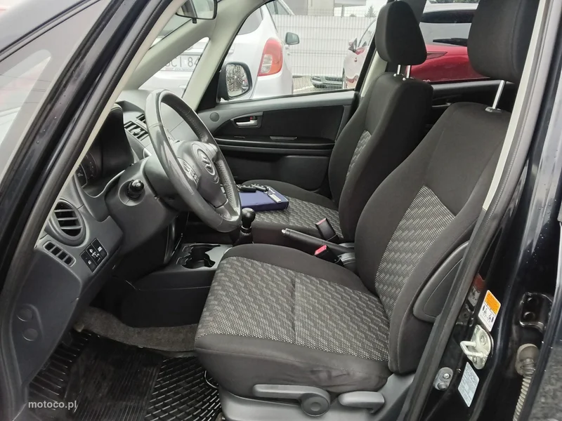 Suzuki SX4 14