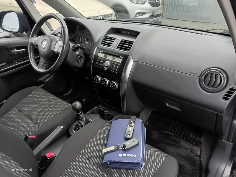 Suzuki SX4 7
