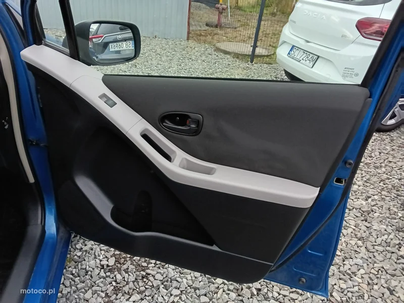 Toyota Yaris XP90 16