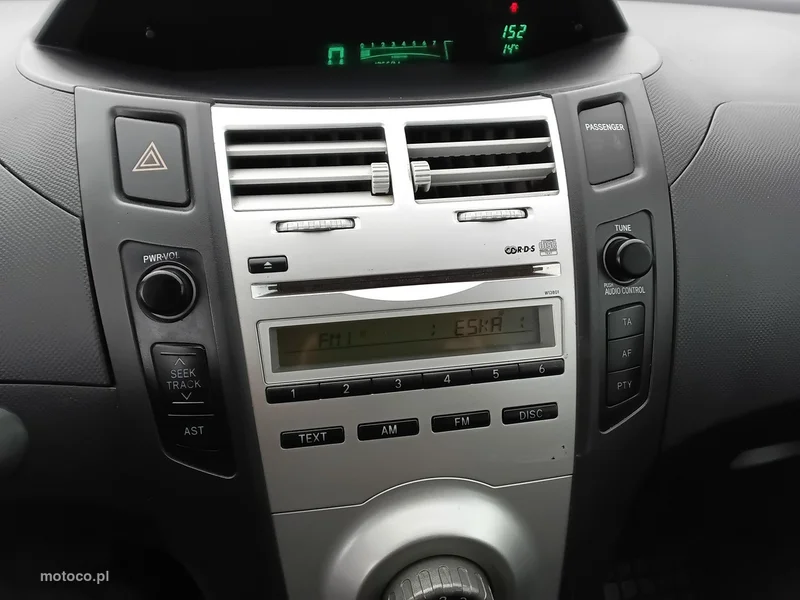 Toyota Yaris XP90 17