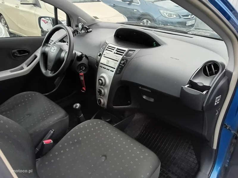 Toyota Yaris XP90 7