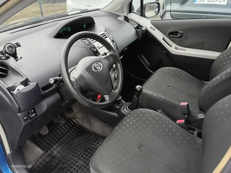 Toyota Yaris XP90 9