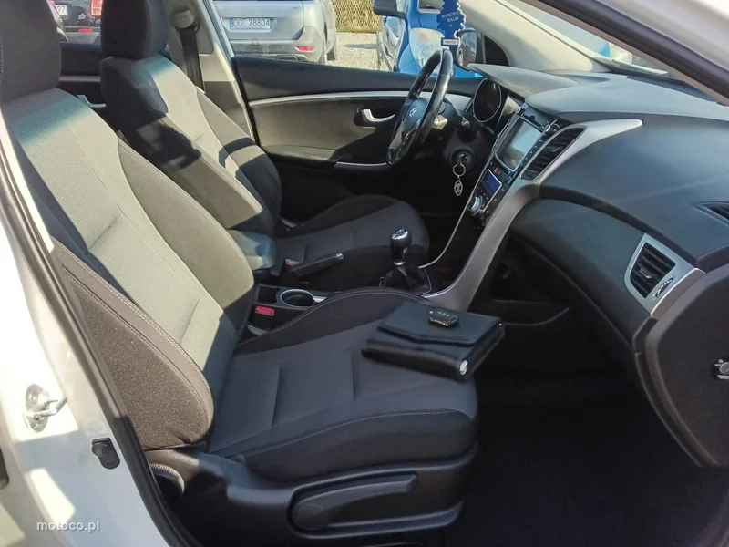 Hyundai i30 12