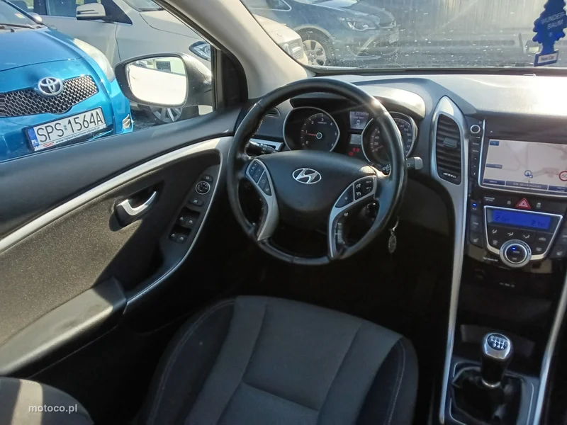 Hyundai i30 14