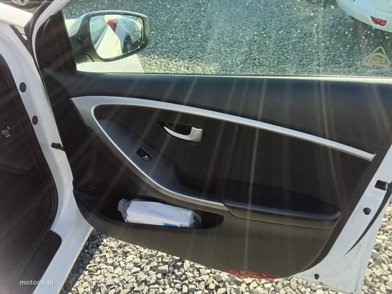 Hyundai i30 16