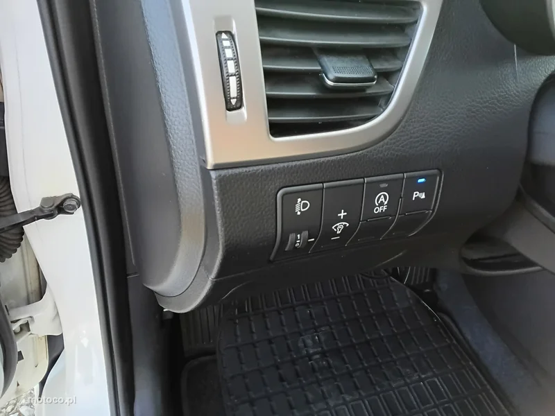Hyundai i30 26