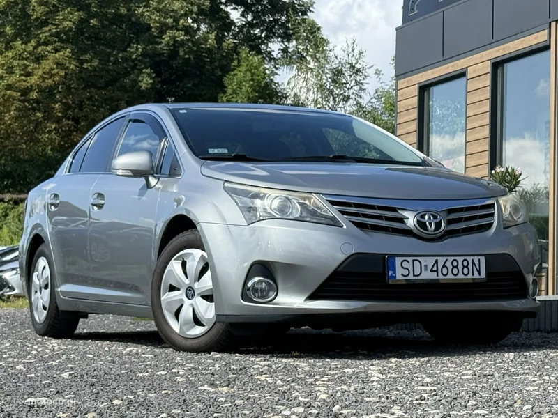 Toyota Avensis T27 2