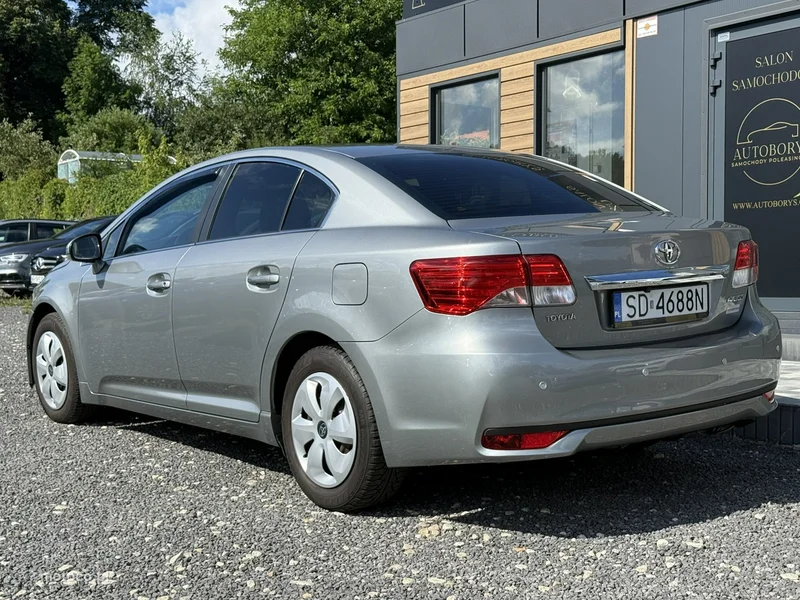 Toyota Avensis T27 7