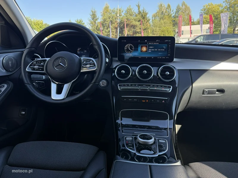 Mercedes-Benz Klasa C W205 C 200 14