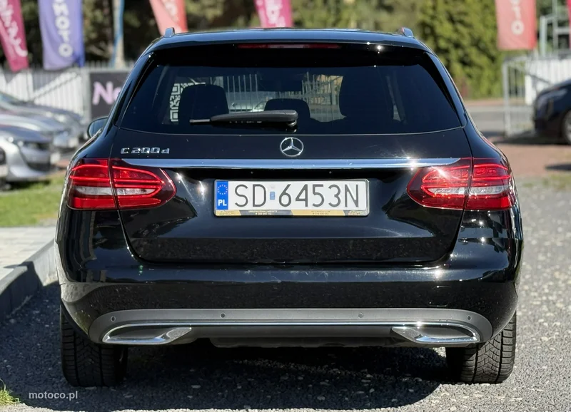 Mercedes-Benz Klasa C W205 C 200 7