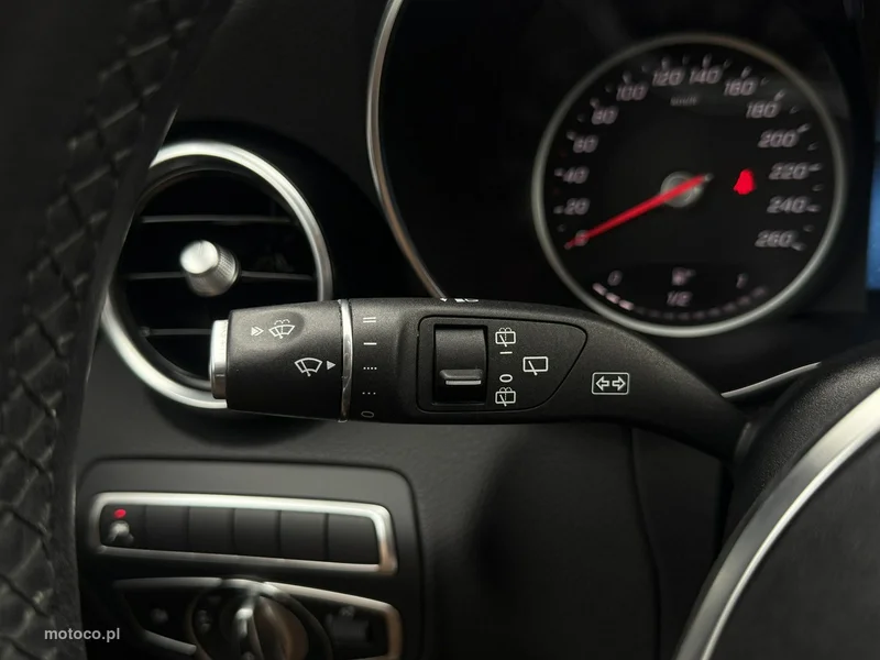 Mercedes-Benz Klasa C W205 C 200 19