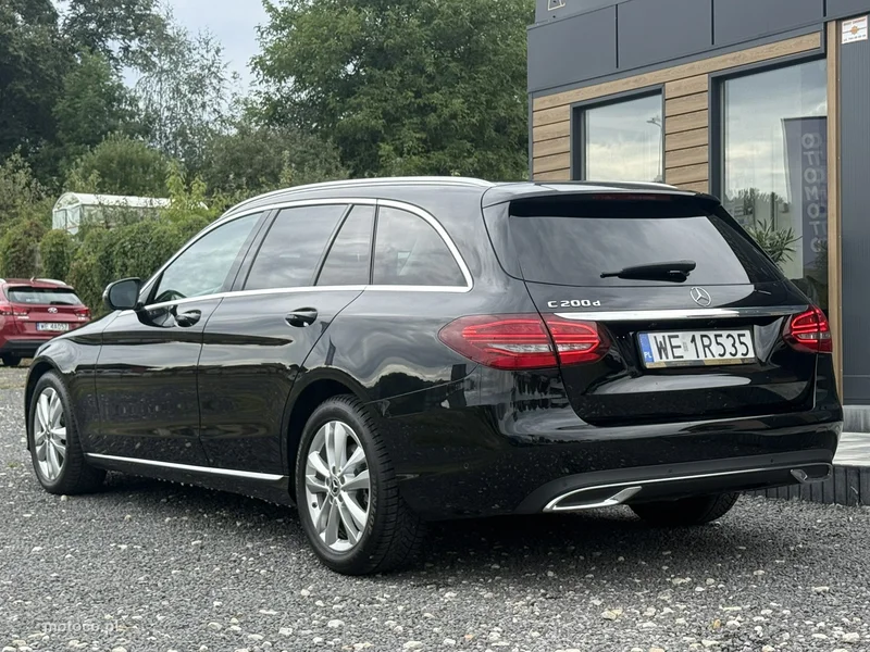 Mercedes-Benz Klasa C W205 C 200 6