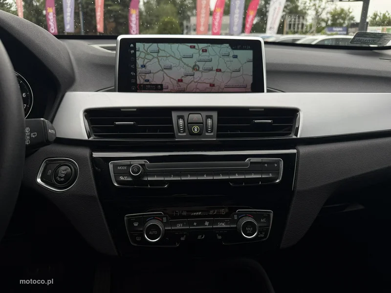 BMW X1 F48 22