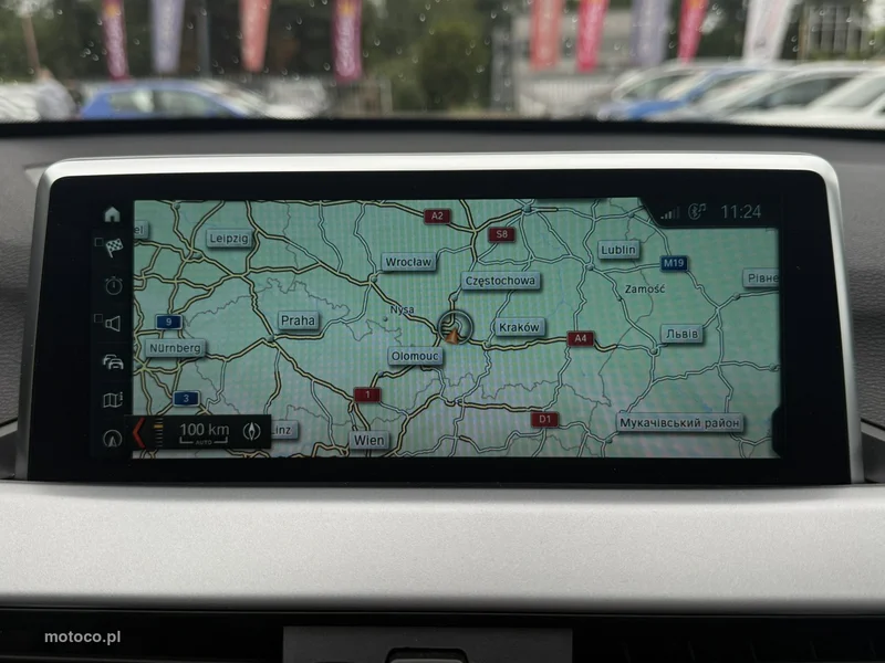 BMW X1 F48 23