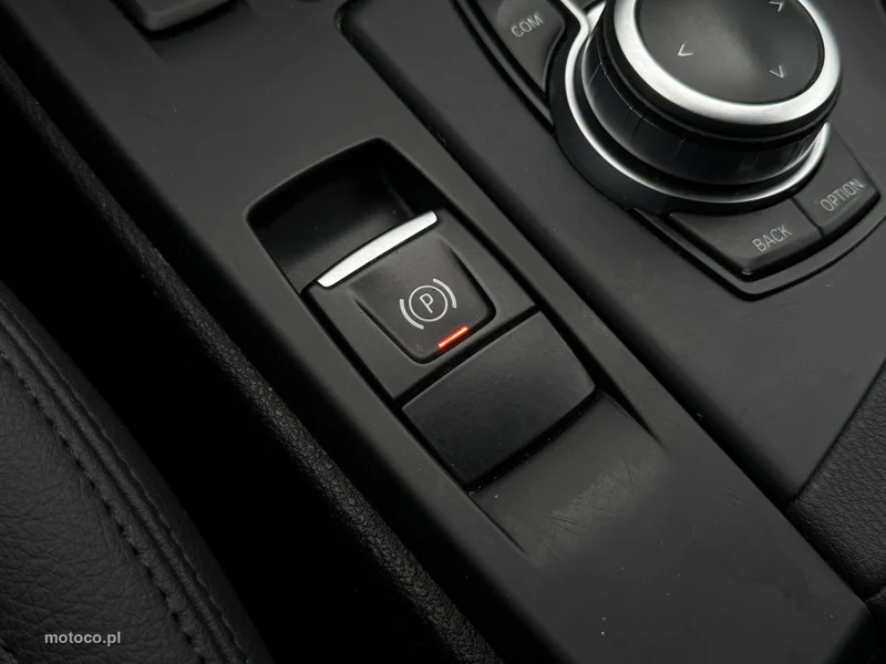 BMW X1 F48 29