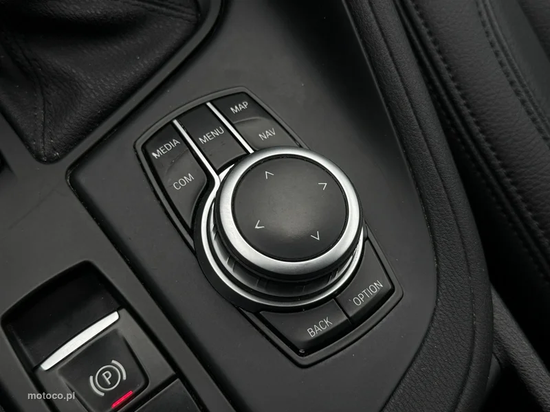 BMW X1 F48 30
