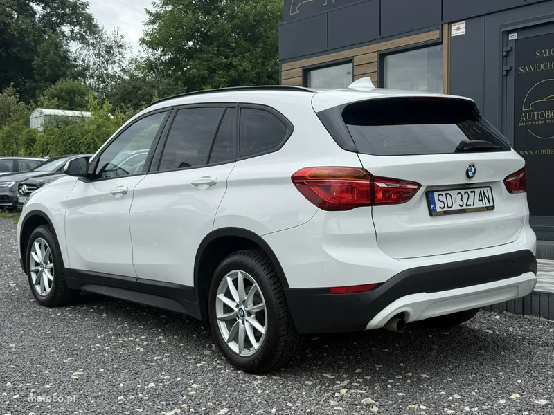 BMW X1 F48 7