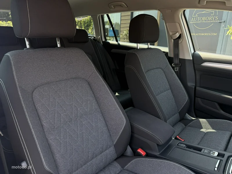 Volkswagen Passat B8 12