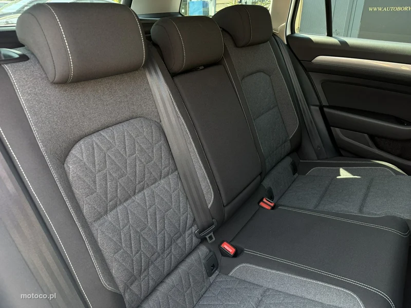 Volkswagen Passat B8 34