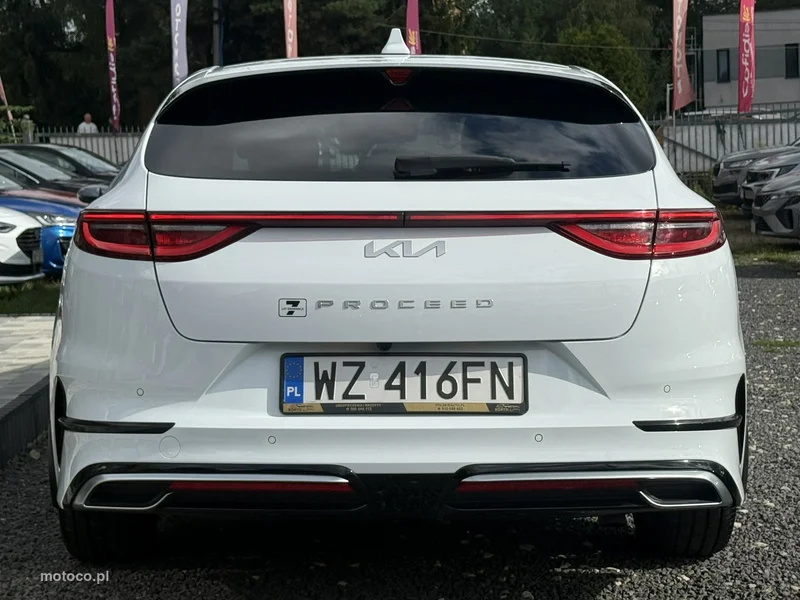 Kia Pro Cee'd 8