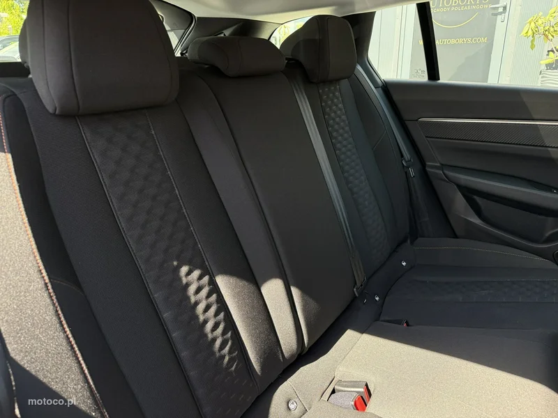 Peugeot 508 32