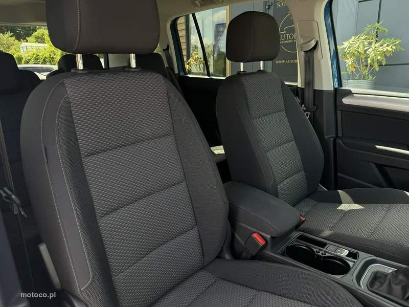 Volkswagen Touran 5T 13