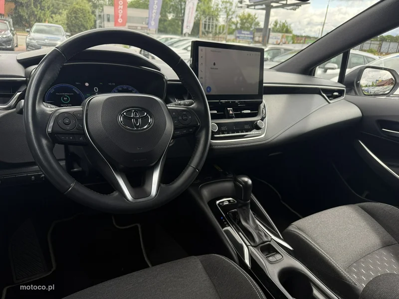 Toyota Corolla E210 16