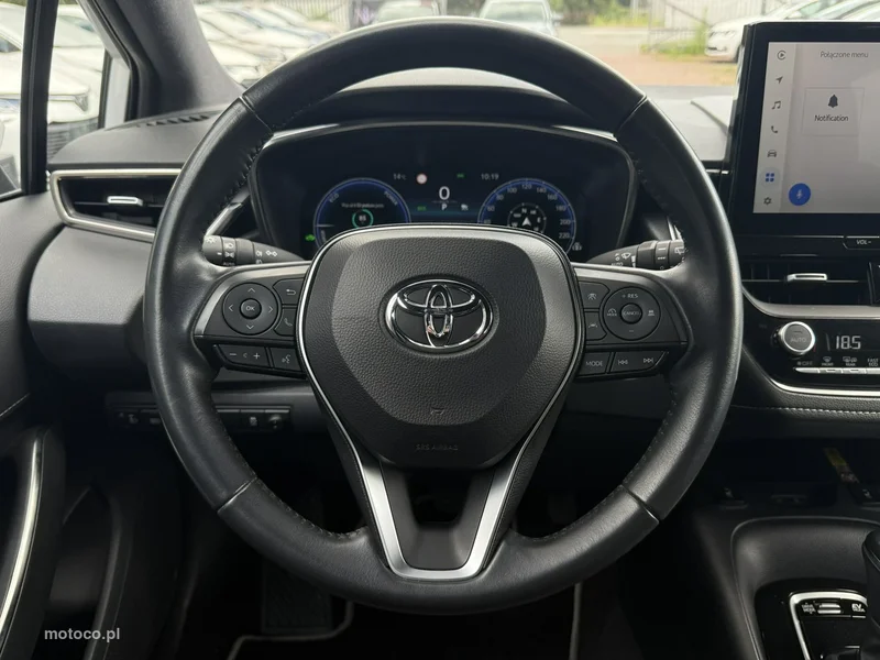 Toyota Corolla E210 17