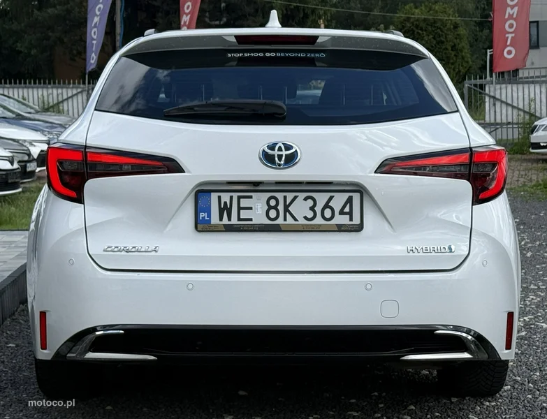 Toyota Corolla E210 8