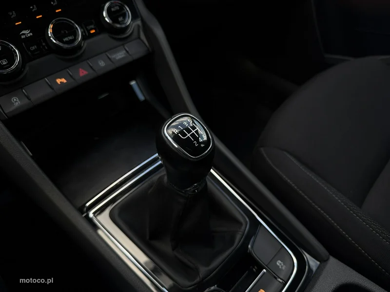 Skoda Karoq I 27