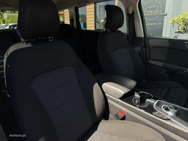 Ford S-Max II 13
