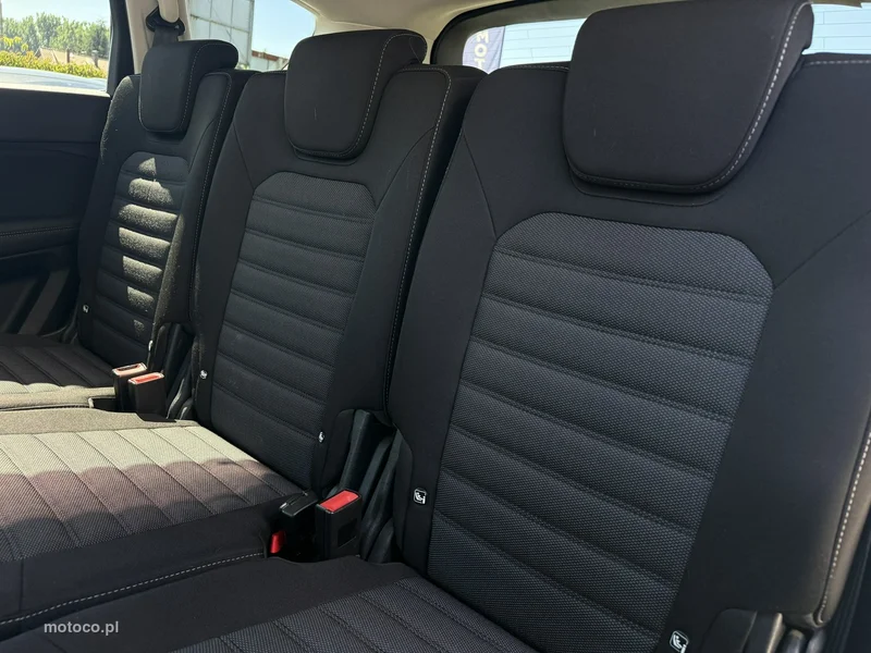 Ford S-Max II 35