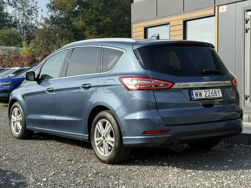 Ford S-Max II 7