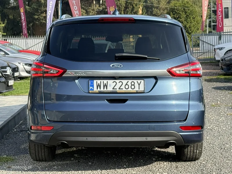Ford S-Max II 9