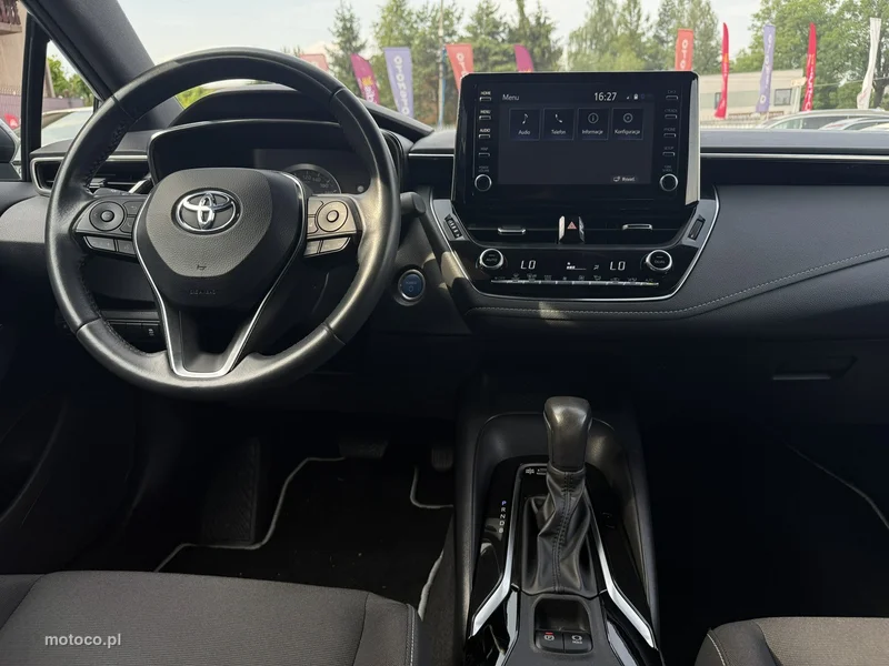 Toyota Corolla E210 12