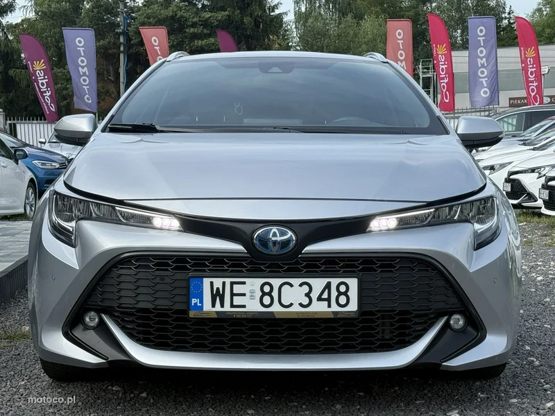 Toyota Corolla E210 3