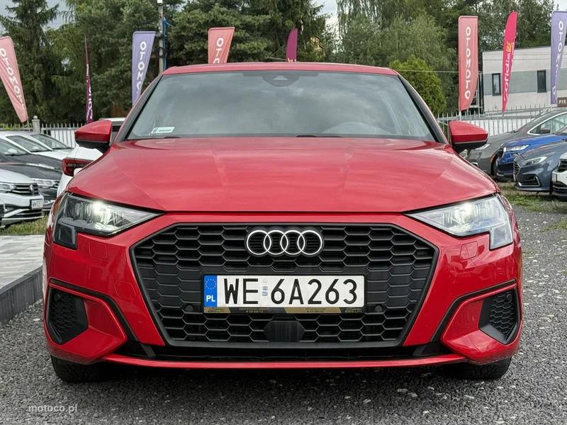 Audi A3 8Y 6