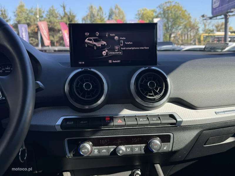Audi Q2 21