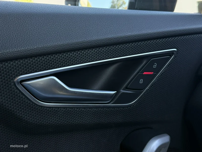 Audi Q2 32