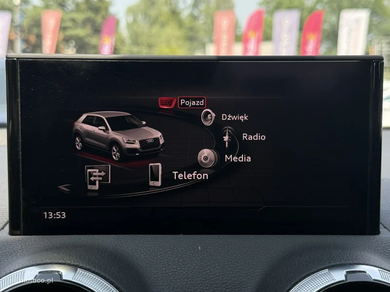 Audi Q2 25