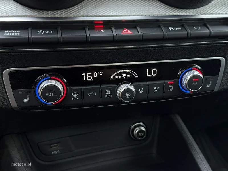 Audi Q2 29