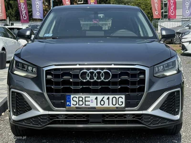 Audi Q2 4