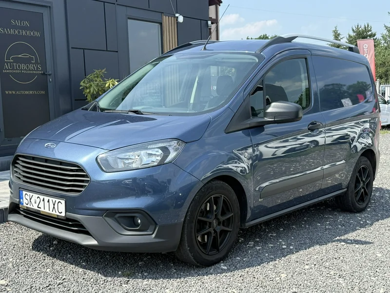 Ford Transit Courier 6