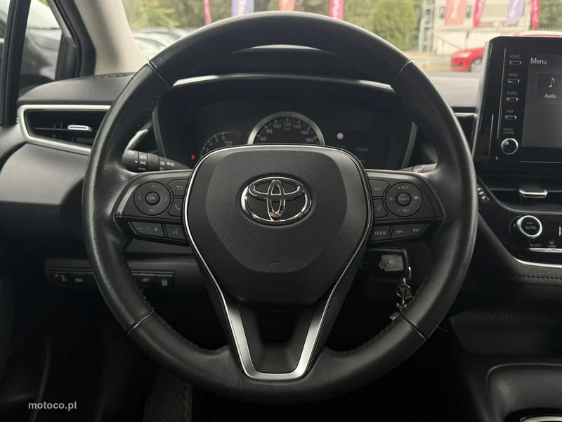 Toyota Corolla E210 16