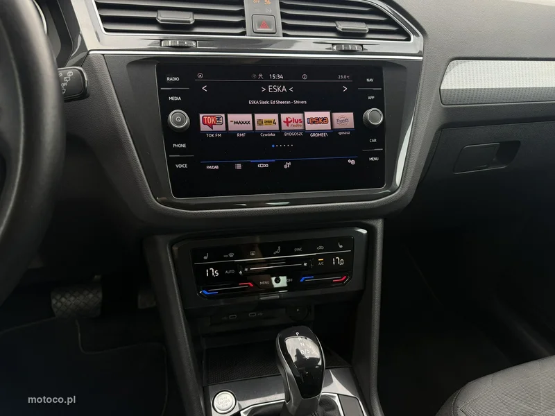 Volkswagen Tiguan AD 15